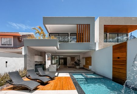 Casa com 350m² e 4 dormitórios no bairro Barra da Tijuca em Rio de Janeiro para Comprar - Rio Mar