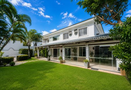 Casa com 58m² e 5 dormitórios no bairro Barra da Tijuca em Rio de Janeiro para Comprar - Santa Mônica Jardins