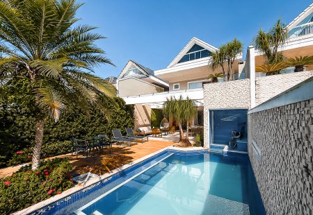 Casa com 300m² e 4 dormitórios no bairro Barra da Tijuca em Rio de Janeiro para Comprar - Blue Houses