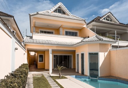 Casa com 300m² e 5 dormitórios no bairro Barra da Tijuca em Rio de Janeiro para Comprar - Interlagos de Itaúna